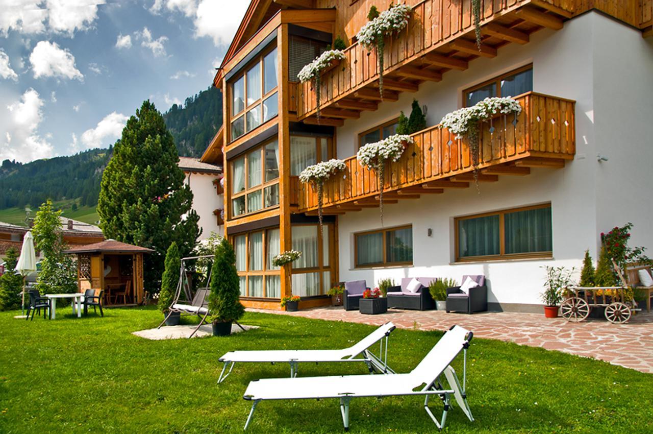 Apartments Chalet Ciufdlton Colfosco Ngoại thất bức ảnh